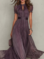 Flavia • Vestido largo violeta con escote de gota y borde de encaje en chiffon