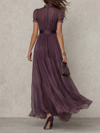 Flavia • Vestido largo violeta con escote de gota y borde de encaje en chiffon